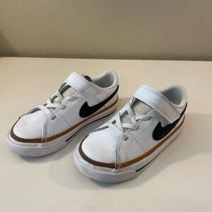 Kids Nike Court Legacy